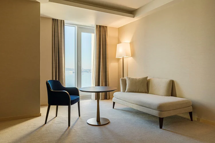 Room Photo